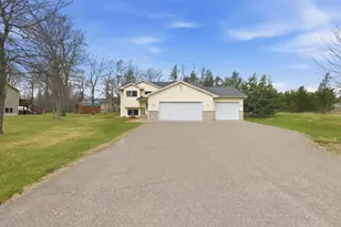 11825 Joneswood Dr, Baxter, MN 56425 - Photo 7