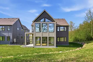 4725 Linden Cove Ln, Savage, MN 55378 - Photo 1