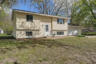 2333 4th Ave NW, Owatonna, MN 55060 - Photo 3