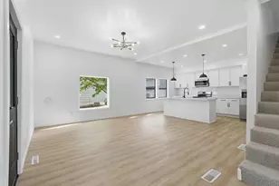 611 3rd St NW, Austin, MN 55912 - Photo 17
