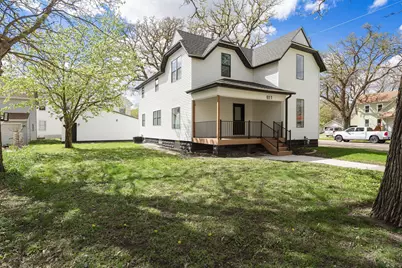 611 3rd Street NW, Austin, MN 55912 - Photo 3