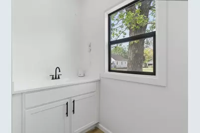 611 3rd Street NW, Austin, MN 55912 - Photo 39
