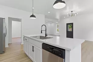 611 3rd St NW, Austin, MN 55912 - Photo 27