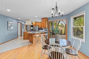 6903 Rosemary Rd, Eden Prairie, MN 55346 - Photo 11
