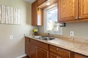203 16th St SE, Austin, MN 55912 - Photo 7