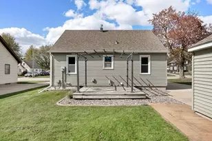 2110 E Oakland Ave, Austin, MN 55912 - Photo 29