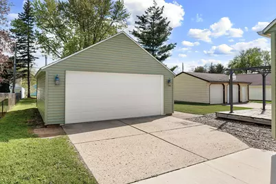 2110 E Oakland Avenue, Austin, MN 55912 - Photo 27