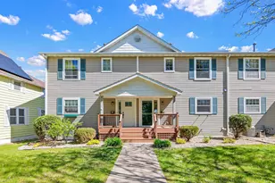 712 Stewart Ave, Saint Paul, MN 55102 - Photo 1