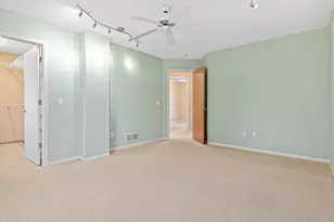 712 Stewart Ave, Saint Paul, MN 55102 - Photo 17