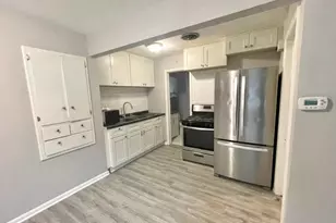 257 18th Ave N, Hopkins, MN 55343 - Photo 9