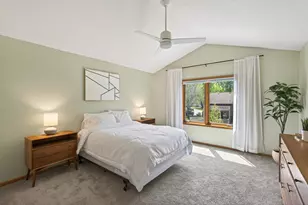 956 Trillium Ct, Eagan, MN 55123 - Photo 25