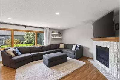 956 Trillium Court, Eagan, MN 55123 - Photo 17