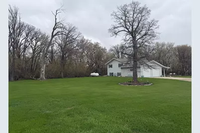 37488 320th Street, Roseau, MN 56751 - Photo 3