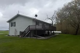 37488 320th St, Roseau, MN 56751 - Photo 5
