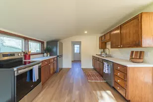 105 Commercial Ave N, Sandstone, MN 55072 - Photo 9