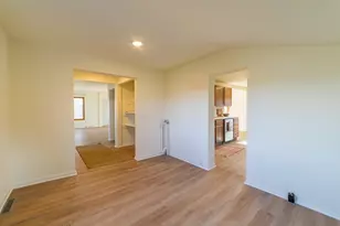 105 Commercial Ave N, Sandstone, MN 55072 - Photo 25