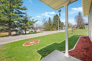 710 S Piety St, Ellsworth, WI 54011 - Photo 21