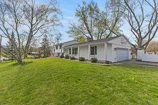 8845 23rd Ave N, Golden Valley, MN 55427 - Photo 1