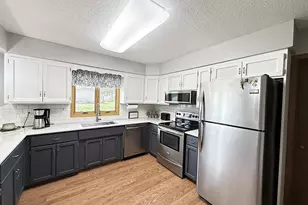 111 Buckeye Dr, Montevideo, MN 56265 - Photo 15