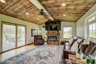 706 County Road H, New Richmond, WI 54017 - Photo 9