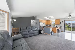 26173 Goodview Ave, Wyoming, MN 55092 - Photo 9