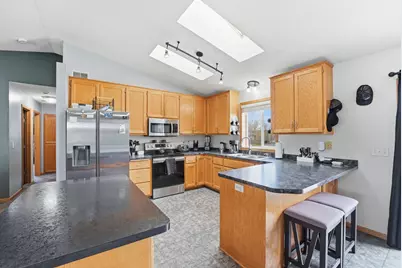26173 Goodview Avenue, Wyoming, MN 55092 - Photo 7