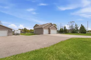 26173 Goodview Ave, Wyoming, MN 55092 - Photo 37