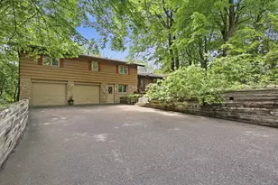 18415 14th Ave N, Plymouth, MN 55447 - Photo 3