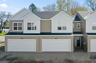 1520 Trellis Ln, West Saint Paul, MN 55118 - Photo 5