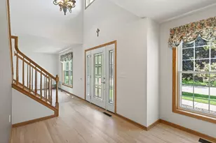 3771 Mt Vernon Ln, Woodbury, MN 55129 - Photo 5
