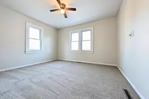 406 4th St SW, Montgomery, MN 56069 - Photo 3