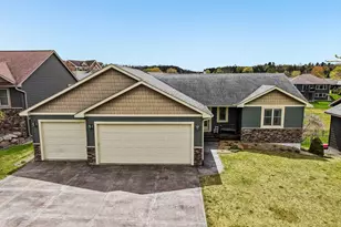 298 Steelhead Dr, River Falls, WI 54022 - Photo 37