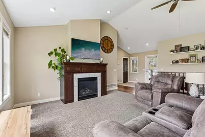 298 Steelhead Drive, River Falls, WI 54022 - Photo 9