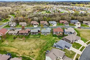 298 Steelhead Dr, River Falls, WI 54022 - Photo 41