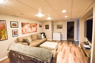 226 Kneale Avenue S, Thief River Falls, MN 56701 - Photo 25