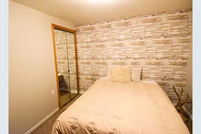 226 Kneale Avenue S, Thief River Falls, MN 56701 - Photo 27