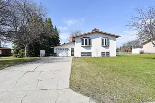 245 E Pleasant Ave, Warren, MN 56762 - Photo 33