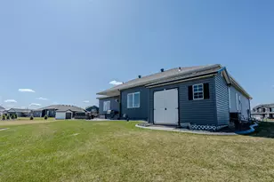 5594 43rd St S, Fargo, ND 58104 - Photo 69