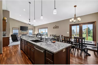 847 Golfview Avenue, Zumbrota, MN 55992 - Photo 15