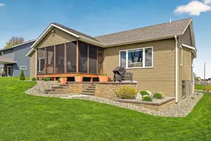 847 Golfview Ave, Zumbrota, MN 55992 - Photo 43