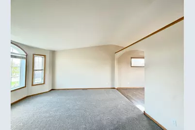 1611 Oakwood Drive, West Fargo, ND 58078 - Photo 3