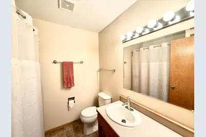 1611 Oakwood Drive, West Fargo, ND 58078 - Photo 7