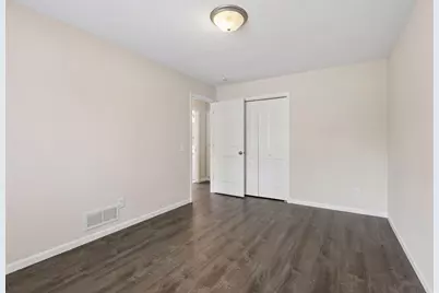 7516 Louisiana Avenue N, Brooklyn Park, MN 55428 - Photo 19