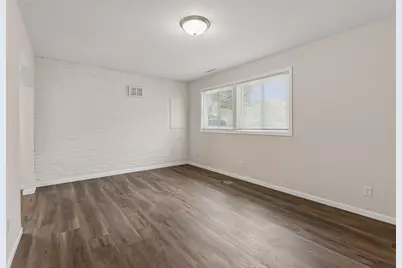 7516 Louisiana Avenue N, Brooklyn Park, MN 55428 - Photo 23