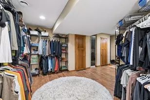 2717 Emerson Ave S, Minneapolis, MN 55408 - Photo 39