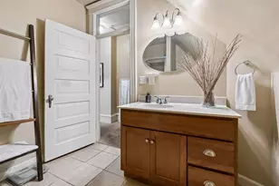 2717 Emerson Ave S, Minneapolis, MN 55408 - Photo 35