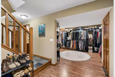 2717 Emerson Avenue S, Minneapolis, MN 55408 - Photo 37