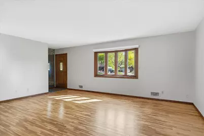 3865 Palisade Point, Eagan, MN 55122 - Photo 7
