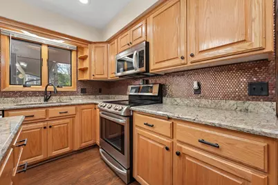 15221 Crestview Lane, Minnetonka, MN 55345 - Photo 9