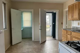 1302 W 1st St, Duluth, MN 55806 - Photo 21